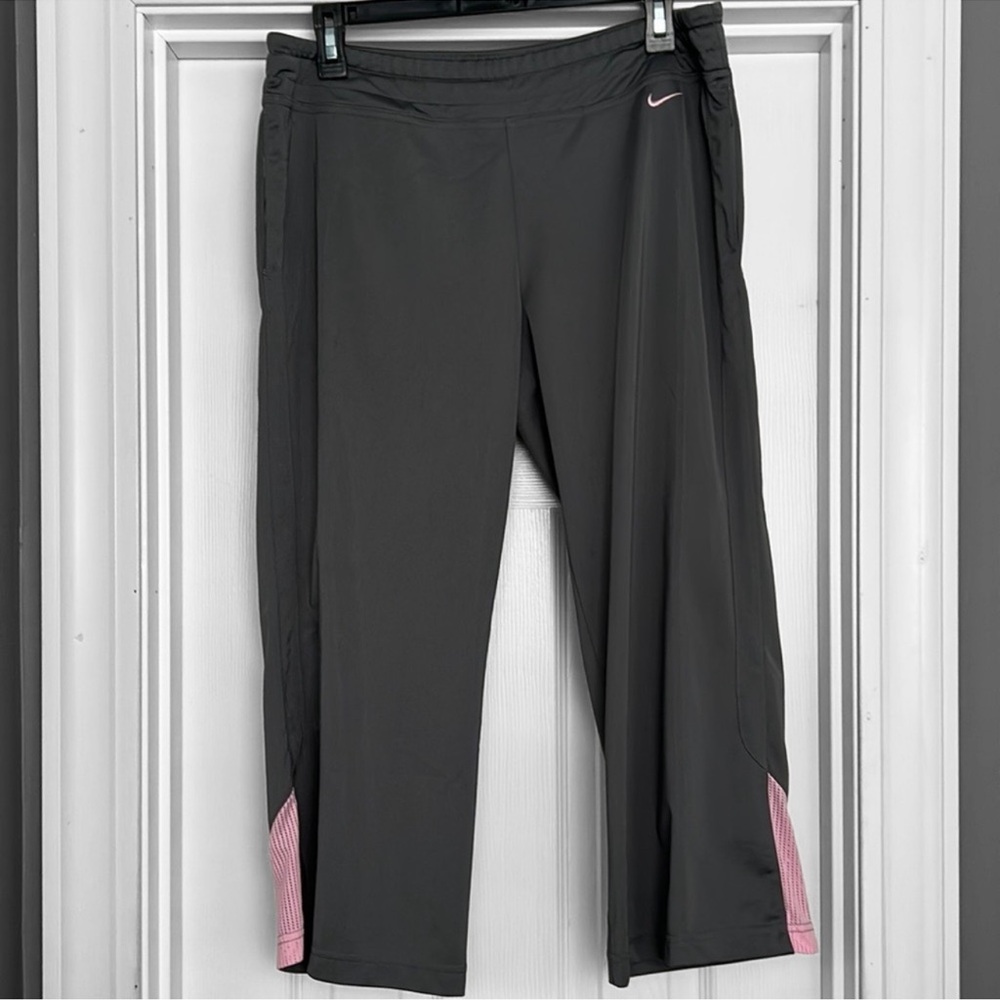 Nike Women's Yoga Dri-Fit Capris